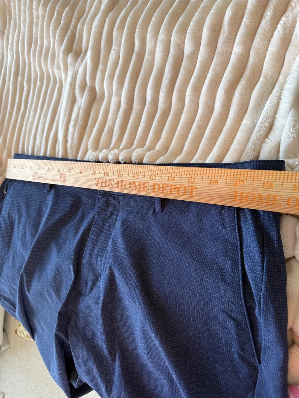 Tommy Bahama Navy shorts Waist size 35